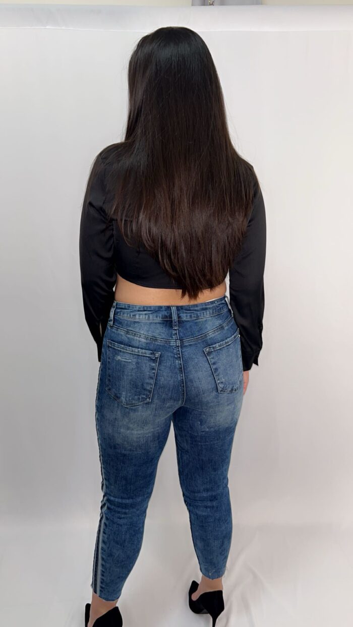 Blusa Seda Black- Nudo - Image 3