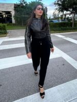 Chaqueta Corta De Cuero Negro